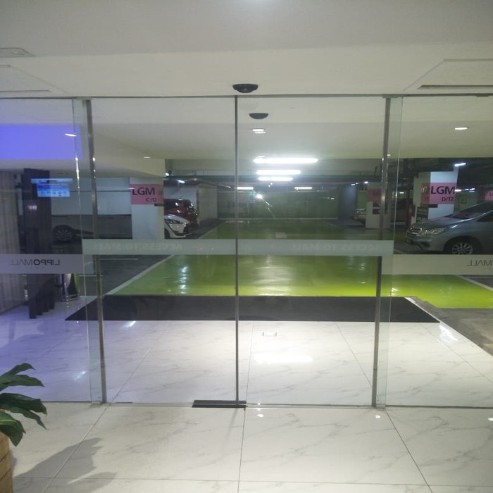 Pintu Kaca Otomatis